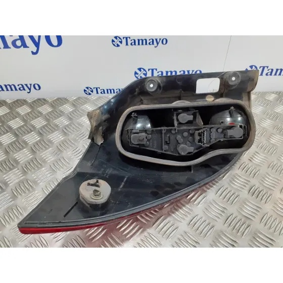 Piloto Trasero Derecho para Renault Laguna Ii Grandtour (Kg0)