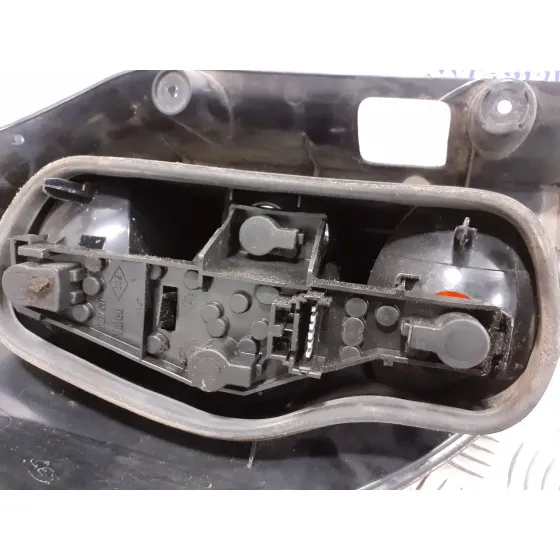 Piloto Trasero Derecho para Renault Laguna Ii Grandtour (Kg0)
