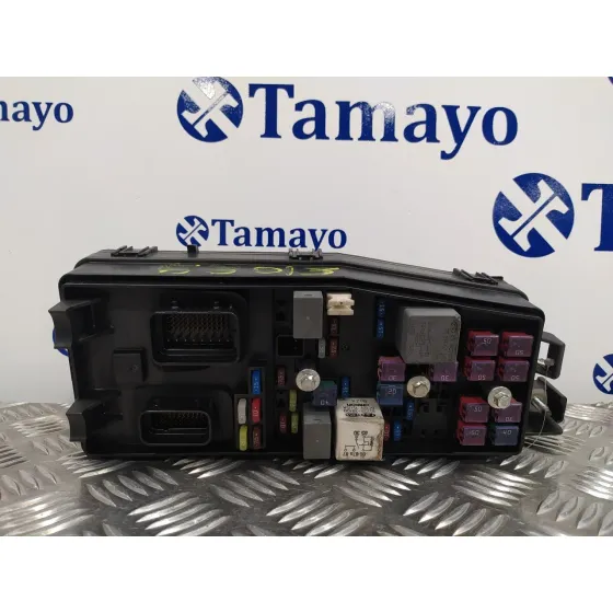 Caja Reles / Fusibles para Kia Carnival