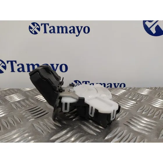 Cerradura Maletero / Porton para Mazda 2 Lim. ()