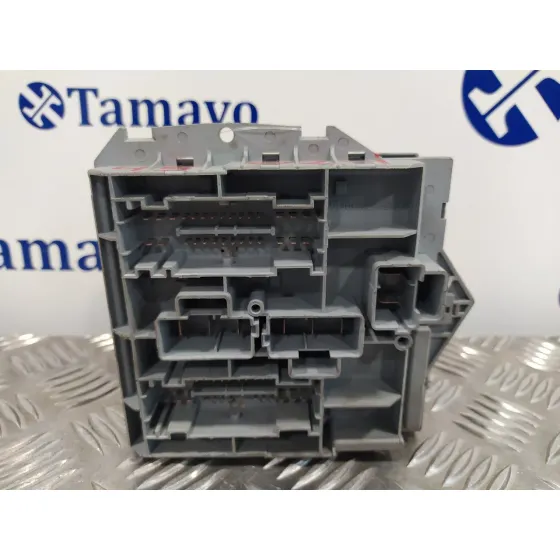 Caja Reles / Fusibles para Lancia Musa (184)