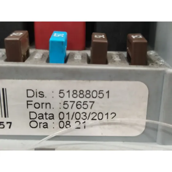 Caja Reles / Fusibles para Lancia Musa (184)