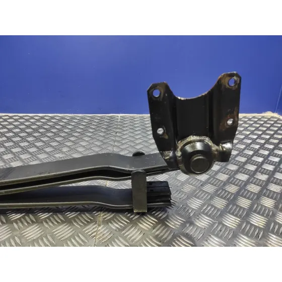 Ballesta Trasera para Nissan Cabstar ->09.06