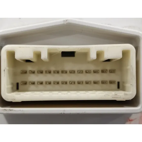 Mando Climatizador para Mazda 2 Lim. ()