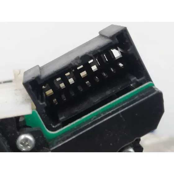 Mando Limpia para Nissan Cabstar ->09.06