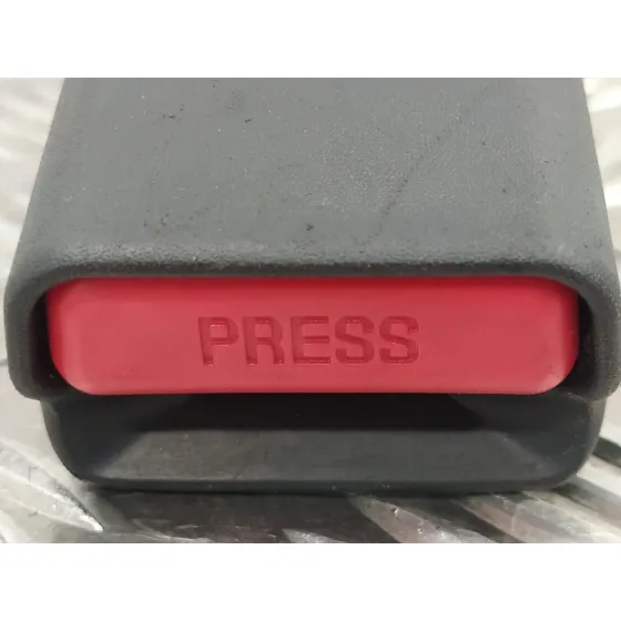 Anclaje Cinturon Trasero Derecho para Toyota Aygo