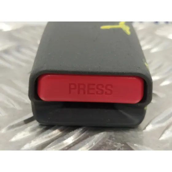 Anclaje Cinturon Trasero Izquierdo para Toyota Aygo
