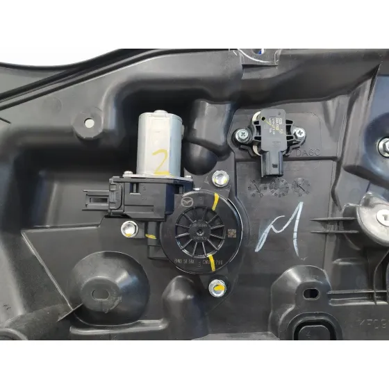 Elevalunas Delantero Derecho para Mazda 2 Lim. ()