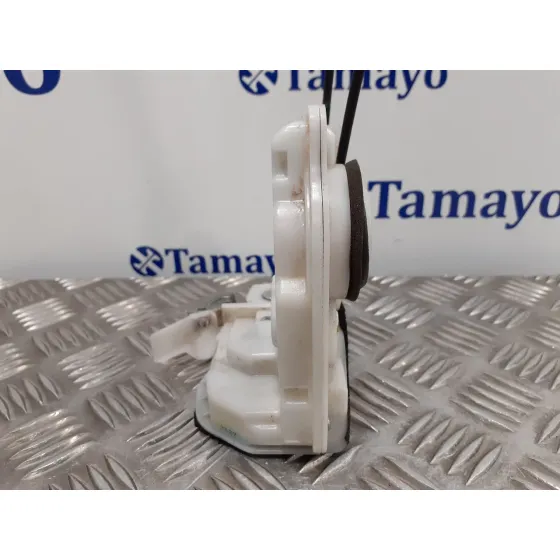 Cerradura Puerta Trasera Izquierda para Mazda 2 Lim. ()