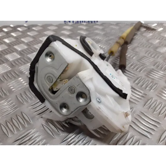 Cerradura Puerta Trasera Izquierda para Mazda 2 Lim. ()