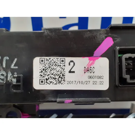 Pantalla Multifuncion para Mazda 2 Lim. ()