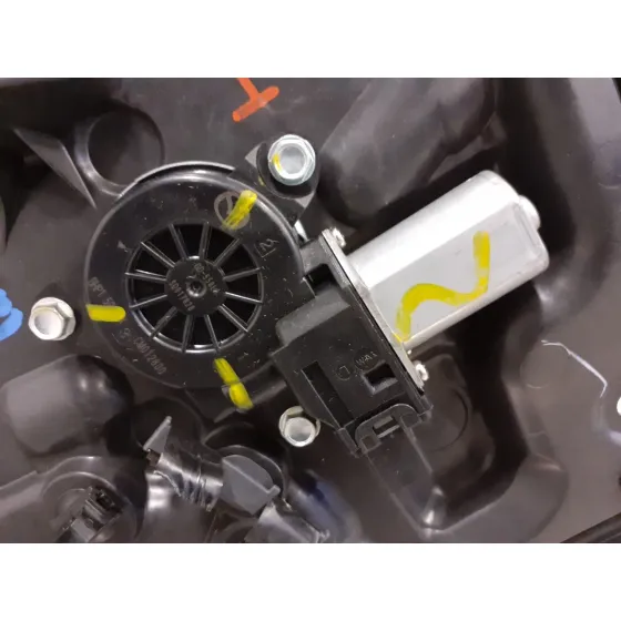 Elevalunas Trasero Izquierdo para Mazda 2 Lim. ()
