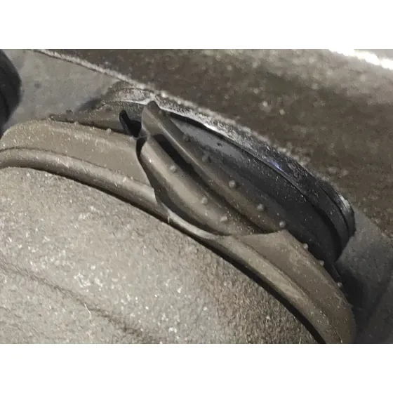 Pinza Freno Delantera Derecha para Nissan Cabstar ->09.06