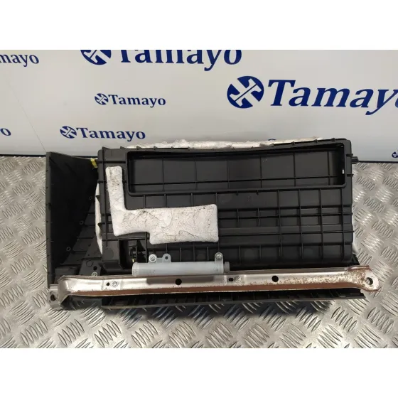 Guantera para Lexus Rx