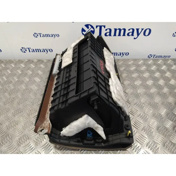 Guantera para Lexus Rx
