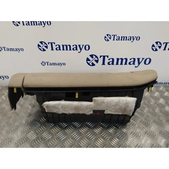 Guantera para Lexus Rx