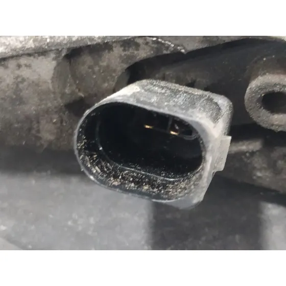 Mangueta Delantera Izquierda para Volkswagen Passat Berlina (3C2)