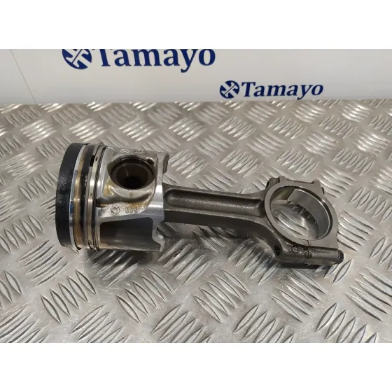 Piston para Nissan Qashqai (J10)