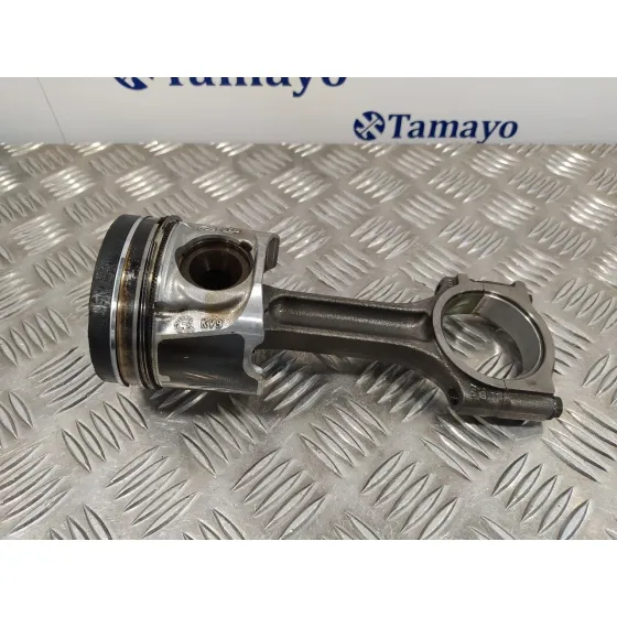 Piston para Nissan Qashqai (J10)