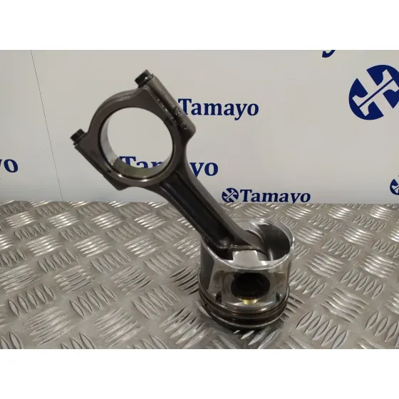 Piston para Nissan Qashqai (J10)