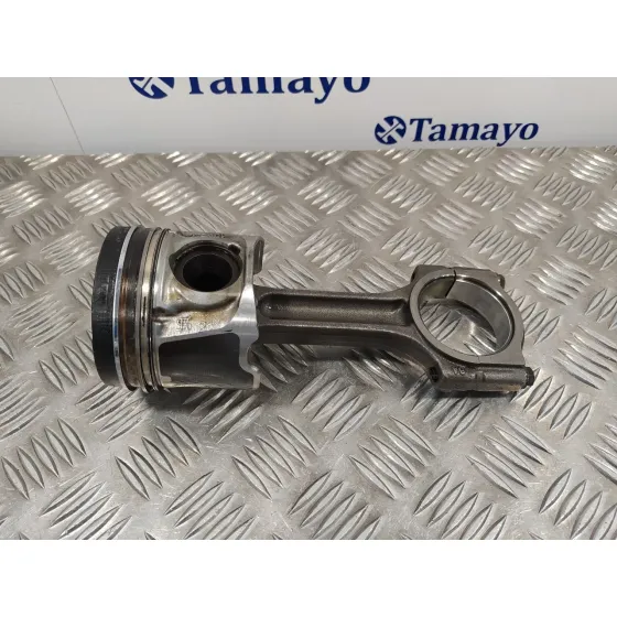 Piston para Nissan Qashqai (J10)