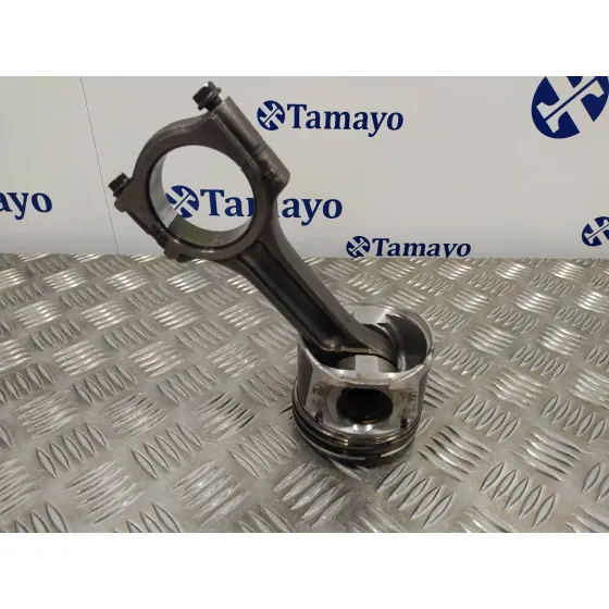 Piston para Nissan Qashqai (J10)