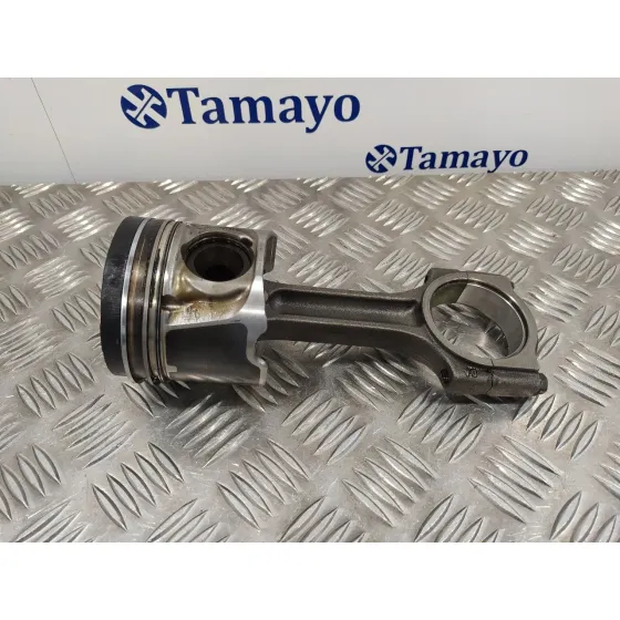 Piston para Nissan Qashqai (J10)