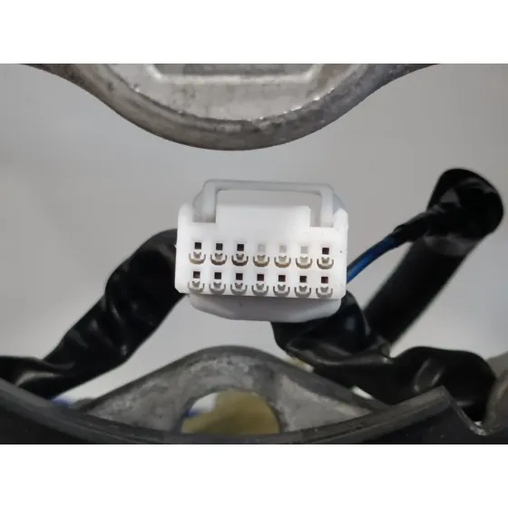 Volante para Mazda 2 Lim. ()