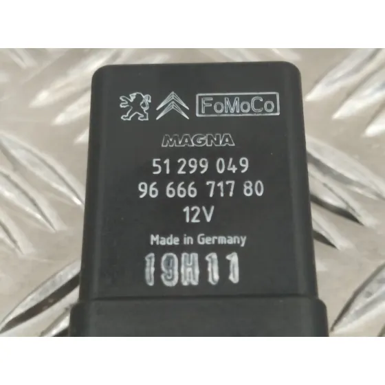 Caja Precalentamiento para Volvo C30