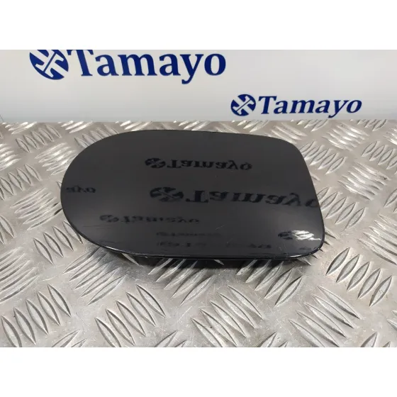 Tapa Exterior Combustible para Volvo C30