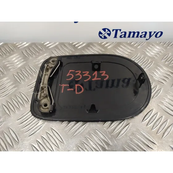 Tapa Exterior Combustible para Volvo C30