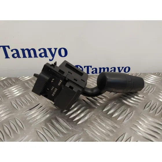 Mando Intermitentes para Mazda 2 Lim. ()