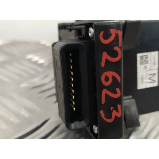 Mando Limpia para Mazda 2 Lim. ()