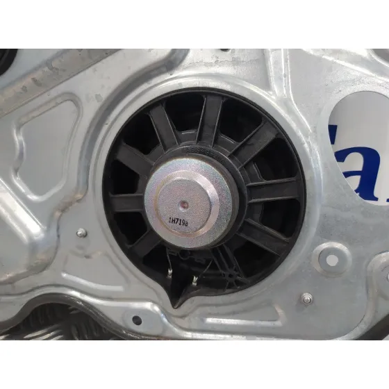 Elevalunas Delantero Derecho para Volvo C30