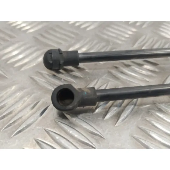 Amortiguadores Maletero / Porton para Mazda 2 Lim. ()
