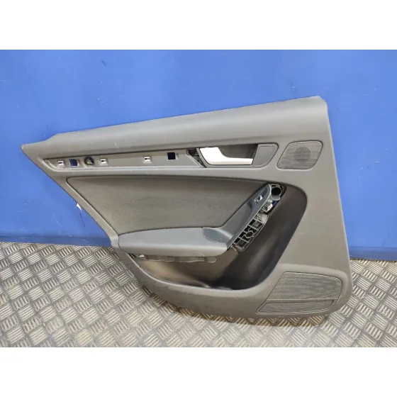Guarnecido Puerta Trasera Izquierda para Audi A4 Avant (8K5) (2008)