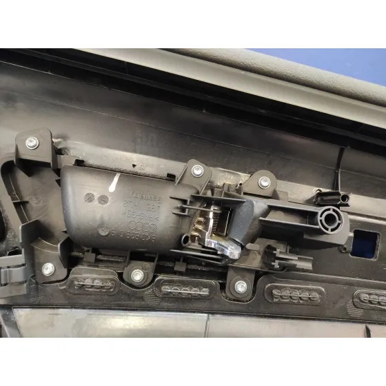 Guarnecido Puerta Trasera Izquierda para Audi A4 Avant (8K5) (2008)