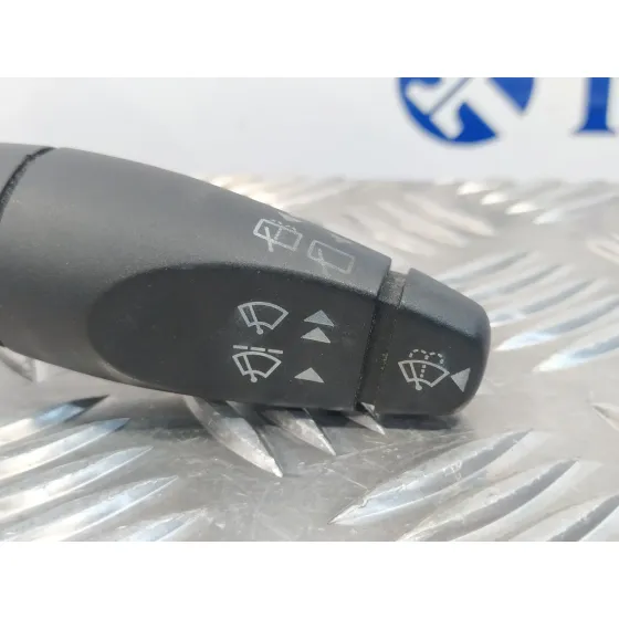 Mando Limpia para Ford Focus Berlina (Cak)