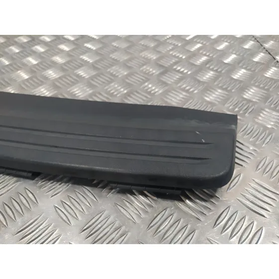 Molduras Traseras para Land Rover Freelander (Lr2)