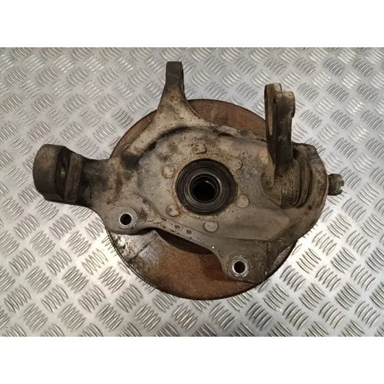 Mangueta Delantera Izquierda para Tata Xenon