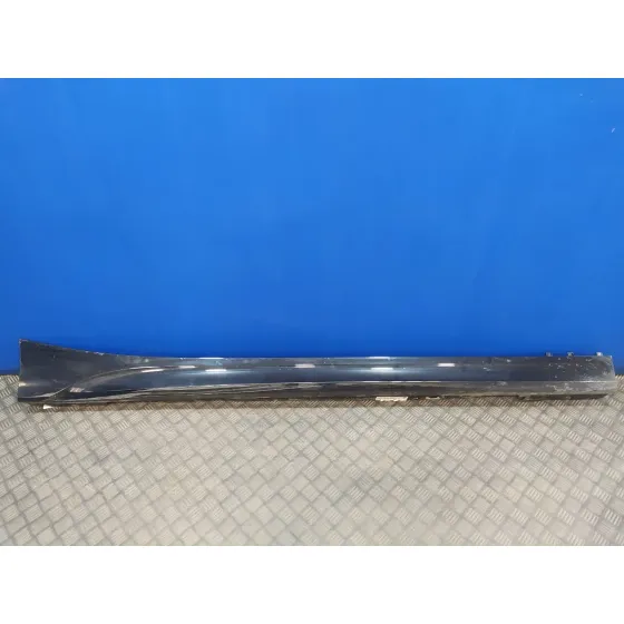 Talonera Derecha para Bmw Serie 1 Lim. (F20/F21)