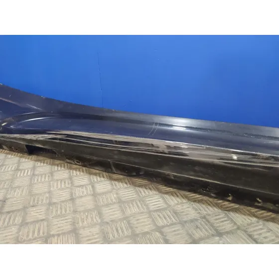 Talonera Derecha para Bmw Serie 1 Lim. (F20/F21)