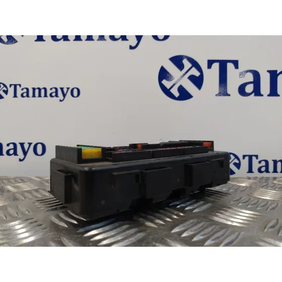 Caja Reles / Fusibles para Bmw Serie 1 Lim. (F20/F21)