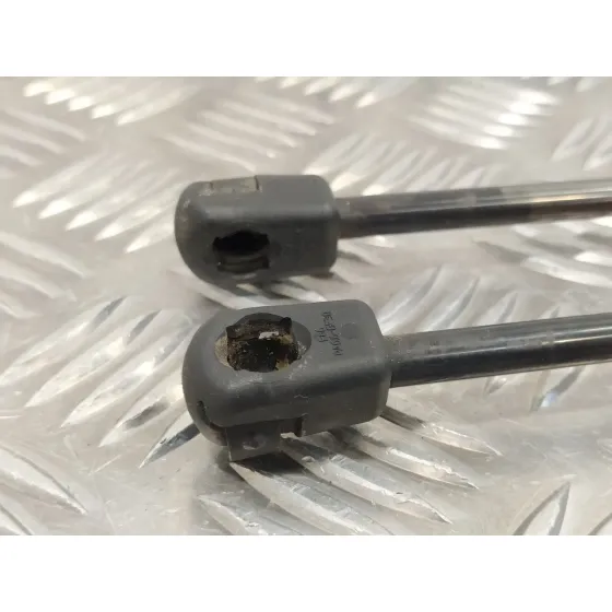 Amortiguadores Capo para Bmw Serie 1 Lim. (F20/F21)