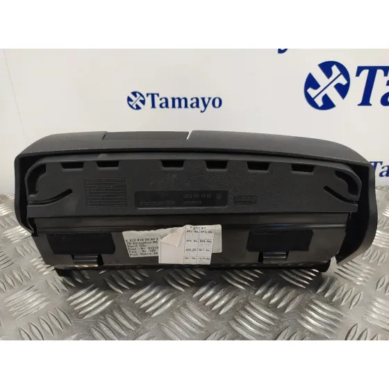Guantera para Mercedes-Benz Clase E (W212) Lim.