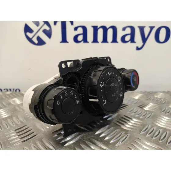 Mando Climatizador para Ford Fiesta (Cb1)