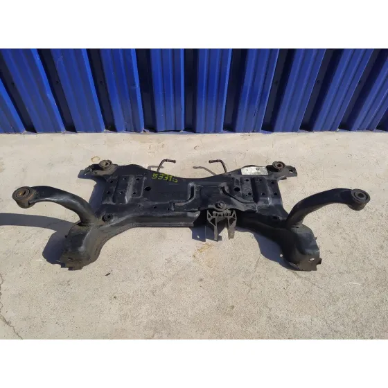 Puente Delantero para Volvo C30