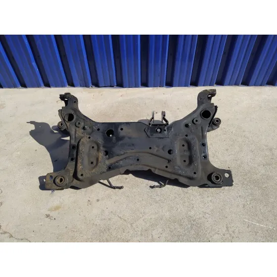 Puente Delantero para Volvo C30