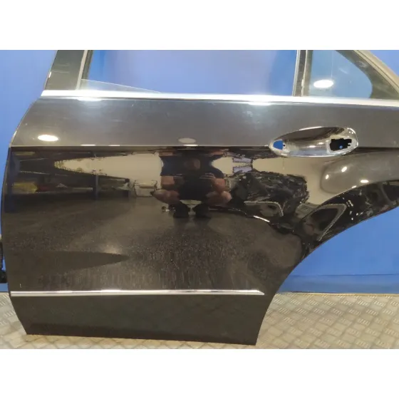 Puerta Trasera Izquierda para Mercedes-Benz Clase E (W212) Lim.