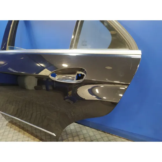Puerta Trasera Izquierda para Mercedes-Benz Clase E (W212) Lim.